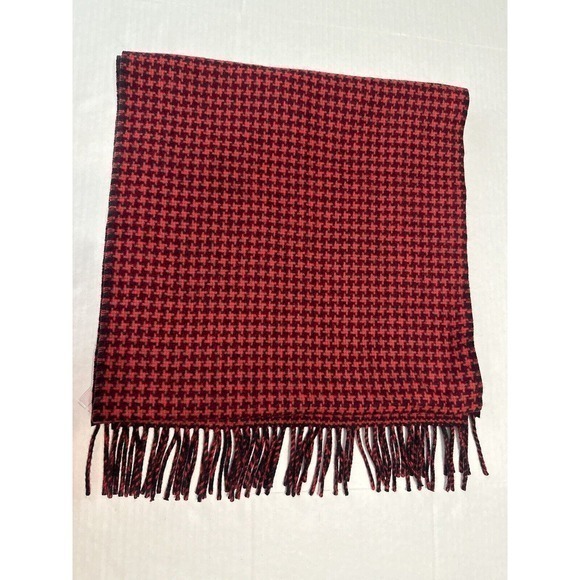 Talbots 100% Cashmere Wrap, Large Scarf Red‎ Black Houndstooth Pattern 16" x 70" - Picture 9 of 10